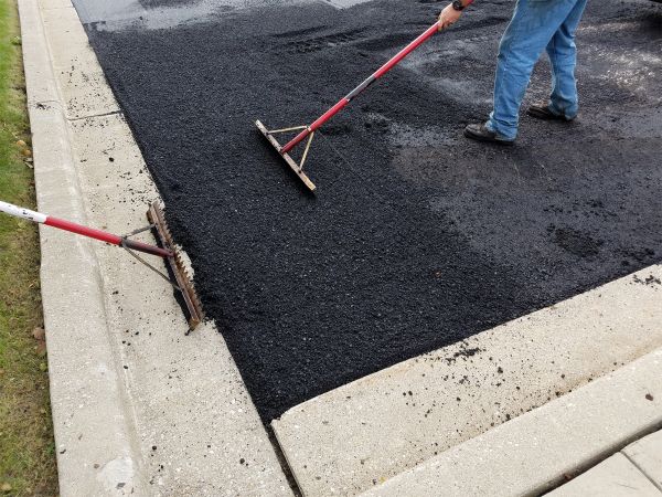 Asphalt Driveway Service in Odessa