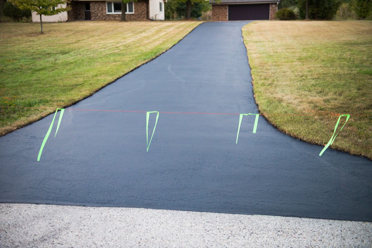 Asphalt Driveway with Edging